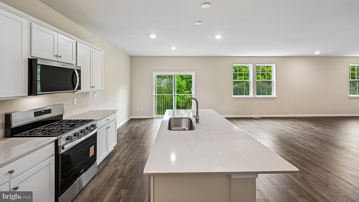 3049 Martha Way photo 13