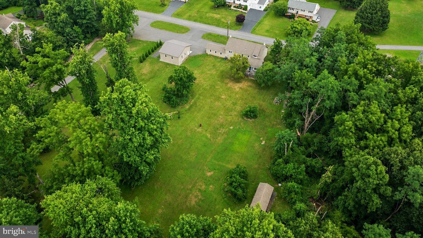 2016 Adams Road photo 44