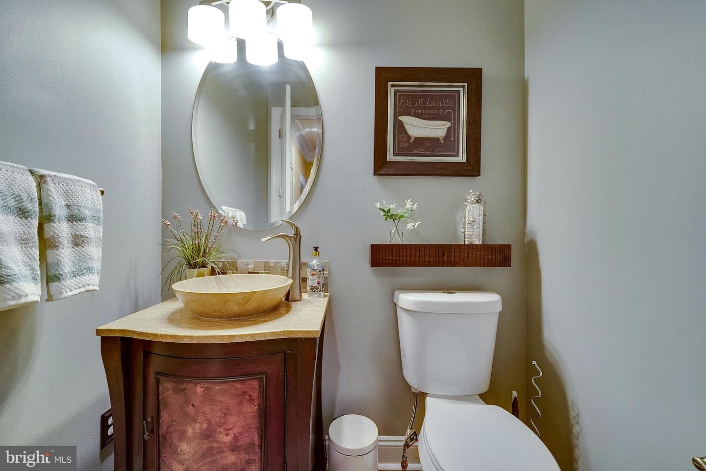 108 Carriage Court photo 26