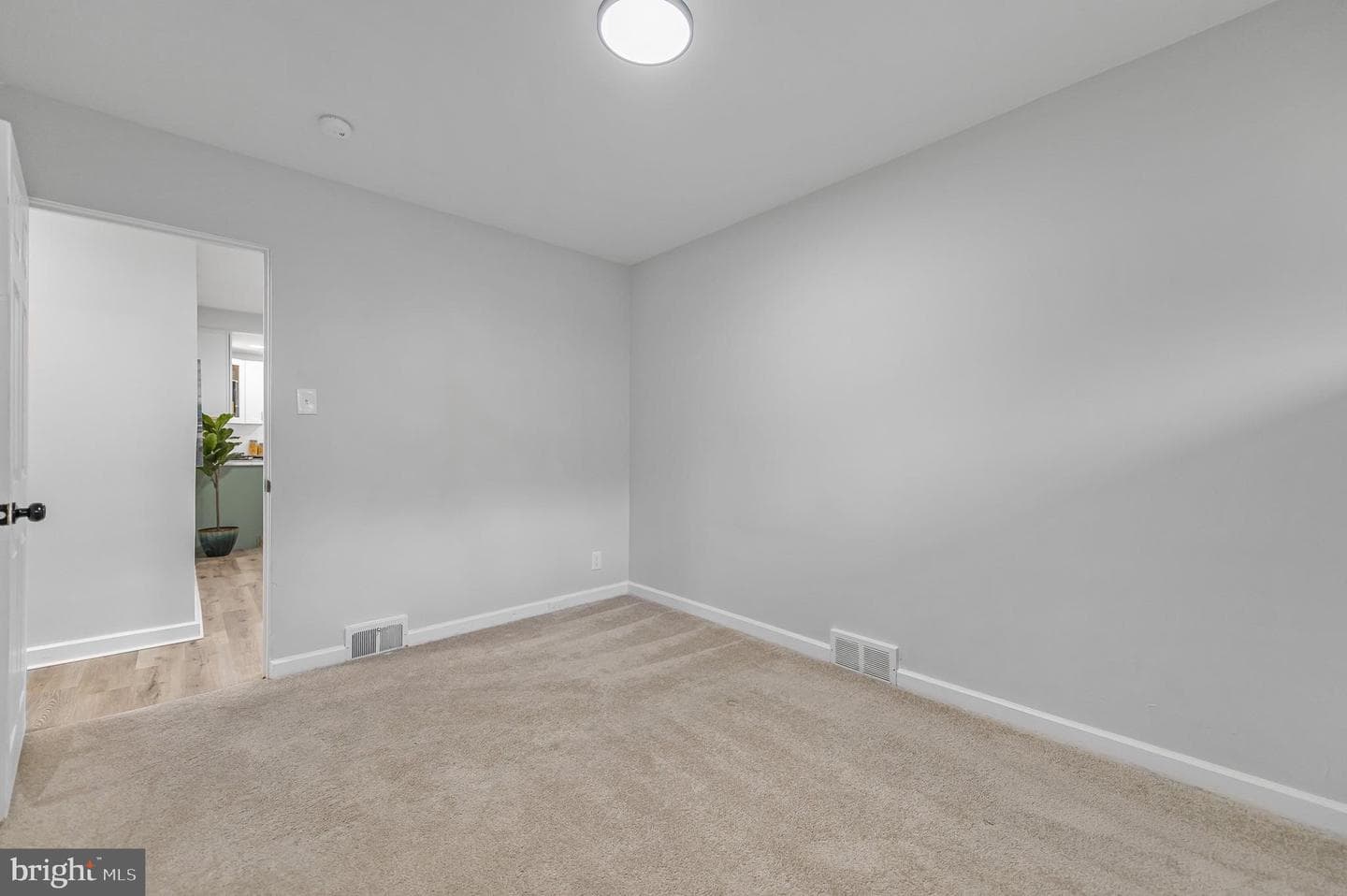 706 Moredon Road photo 30