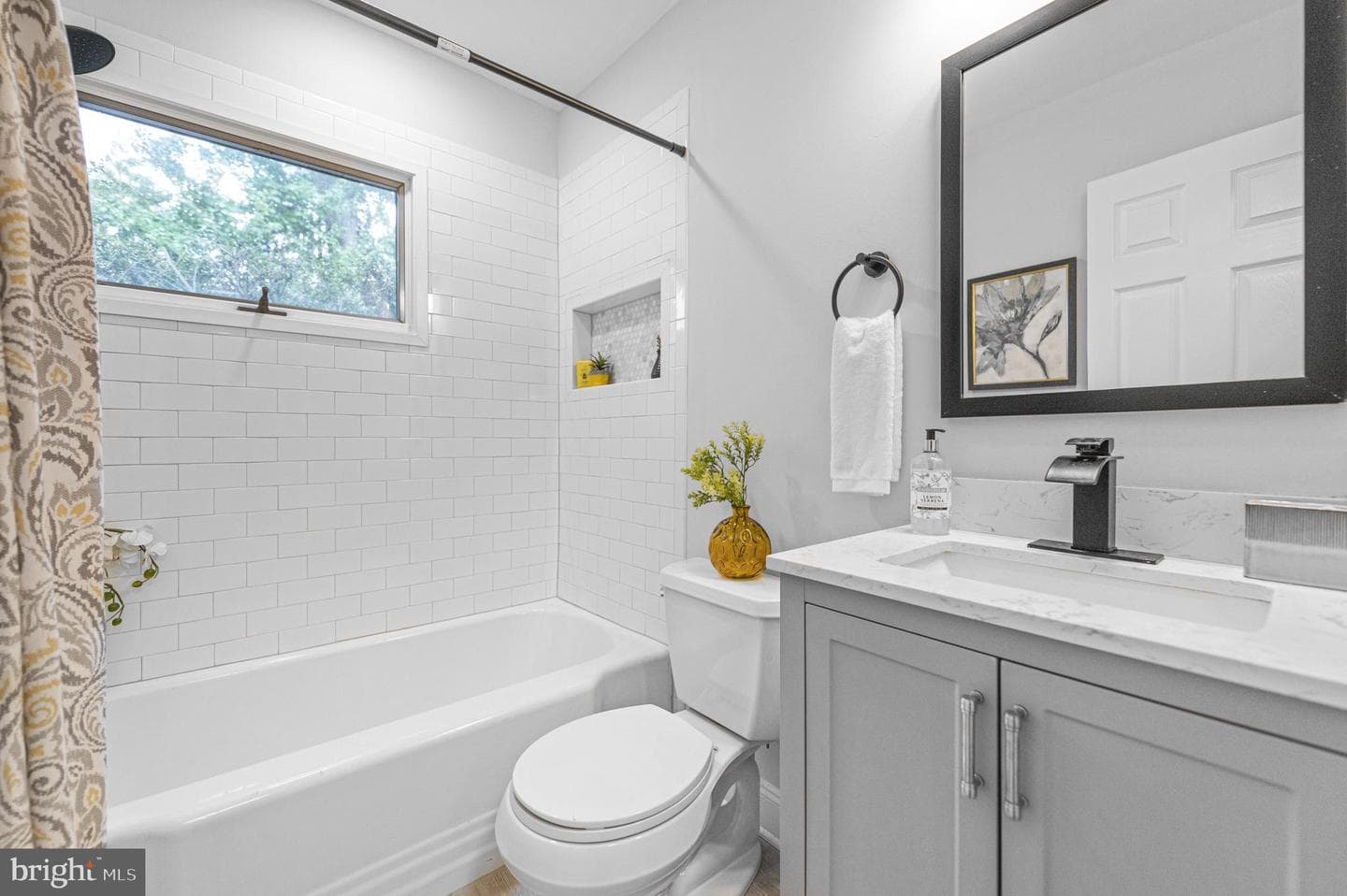 706 Moredon Road photo 31