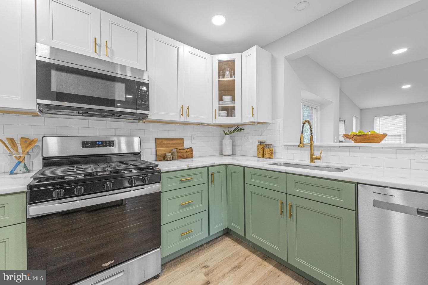 706 Moredon Road photo 4