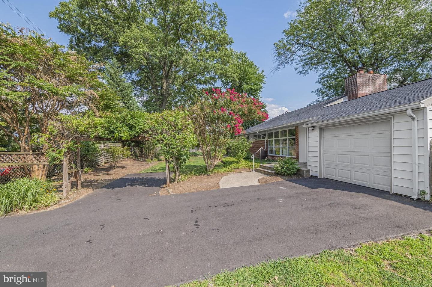 706 Moredon Road photo 43