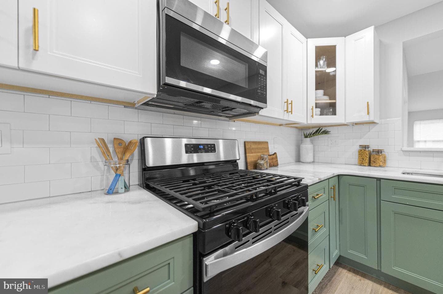 706 Moredon Road photo 9
