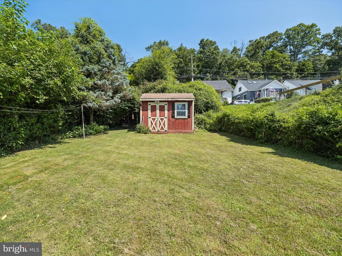 2455 Ardsley Avenue photo 8