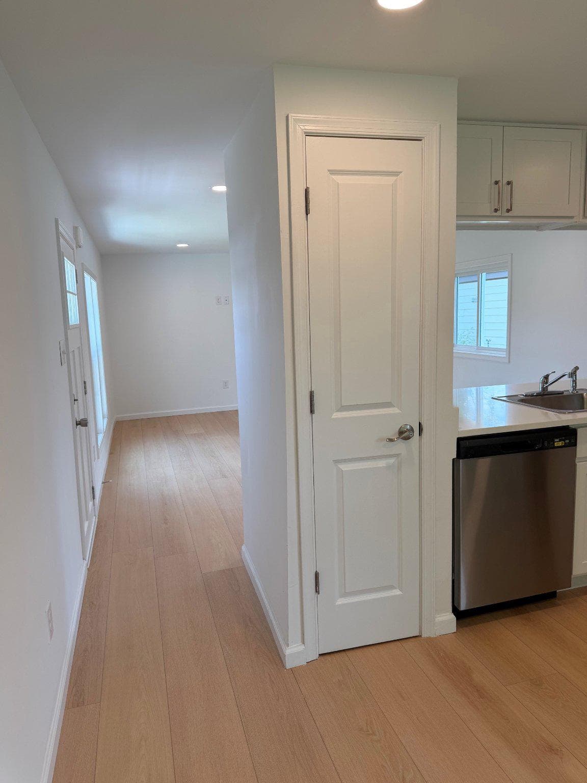 64 Longwood Place photo 9