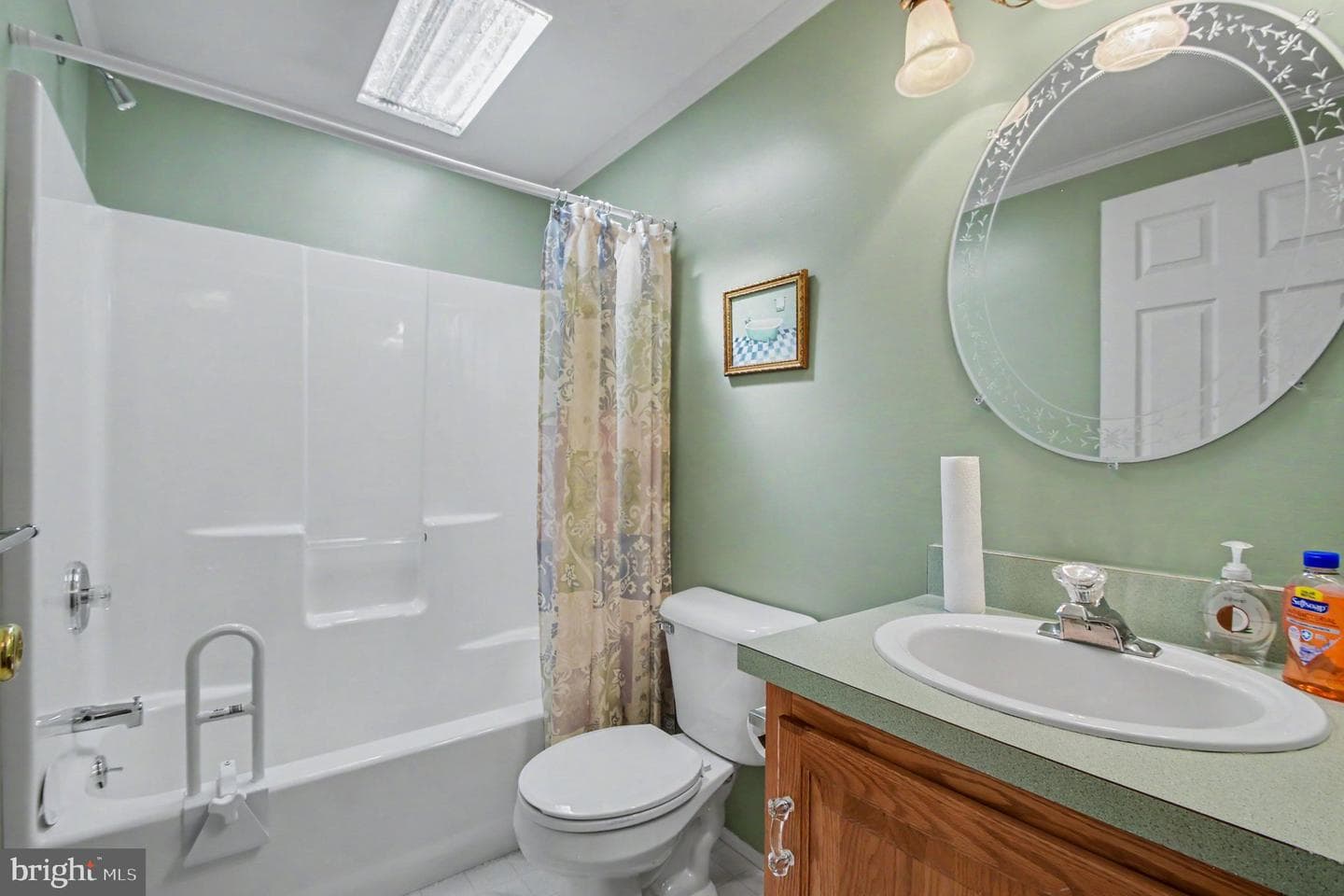10 Juniper Court W photo 21