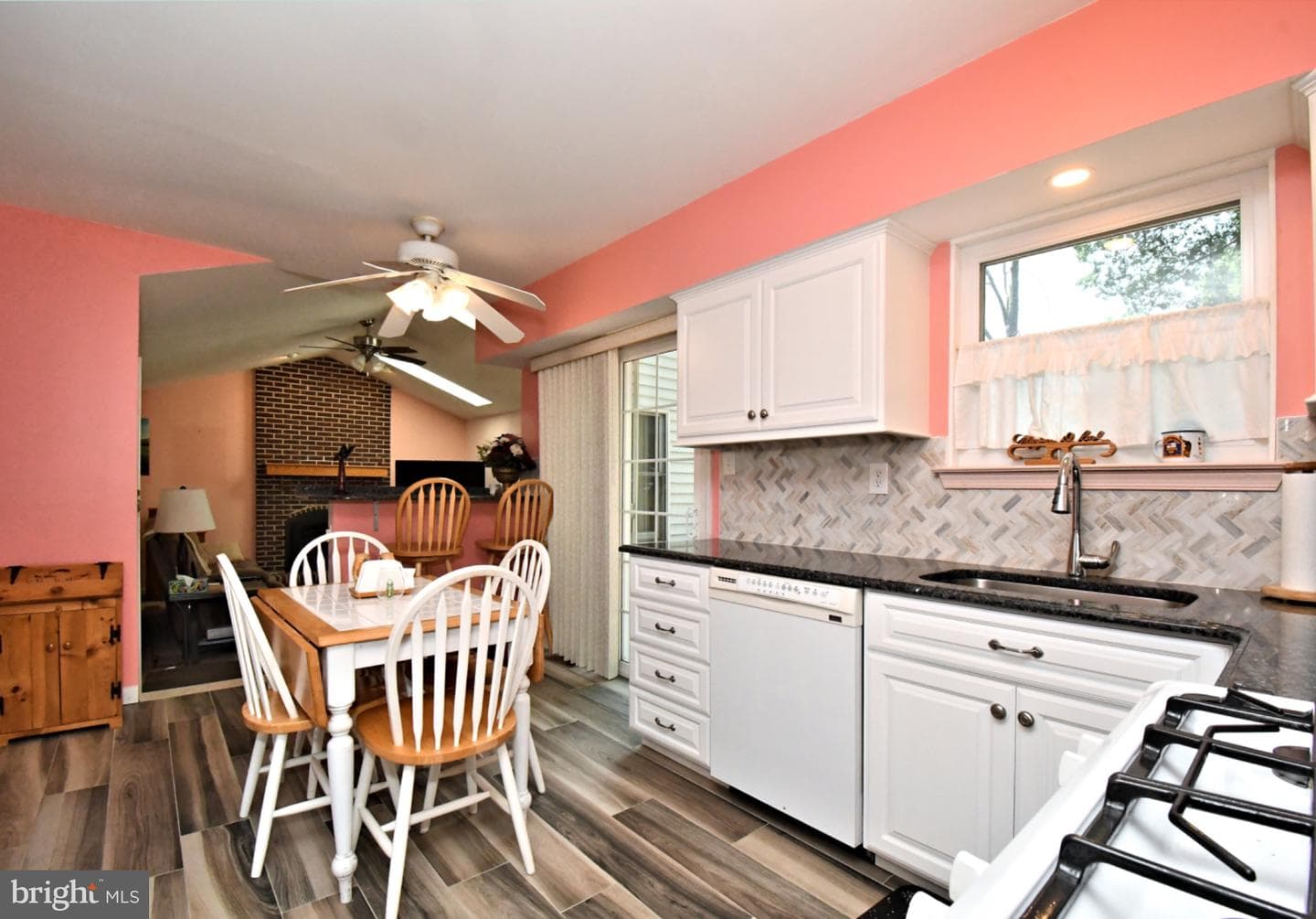 106 Station Drive photo 17