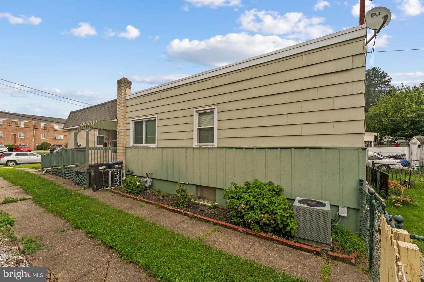 1820 Pine Street photo 4