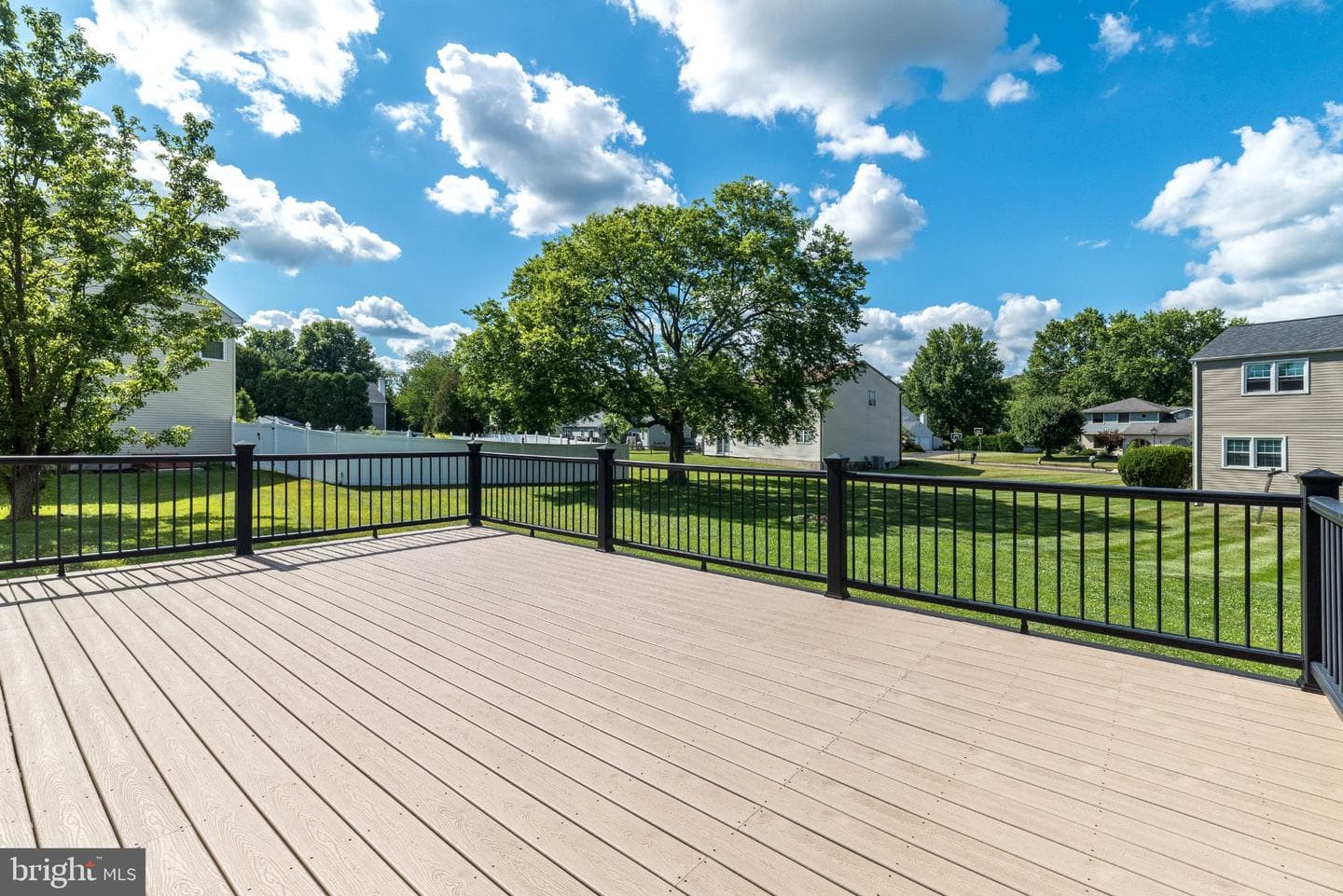 1 Crestwood Court photo 40