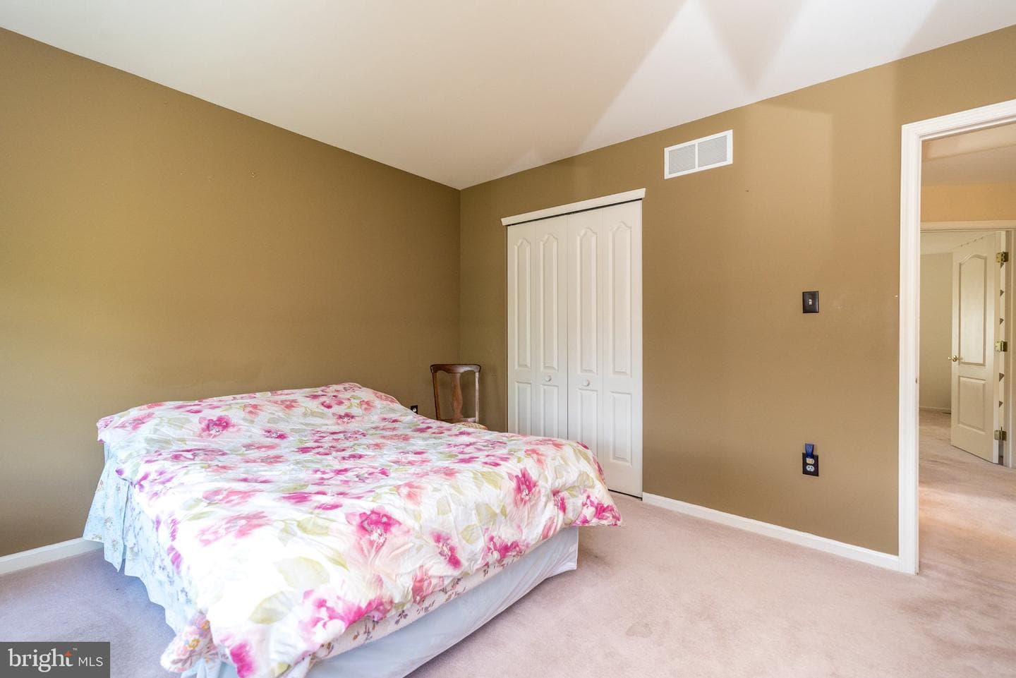 1 Crestwood Court photo 60