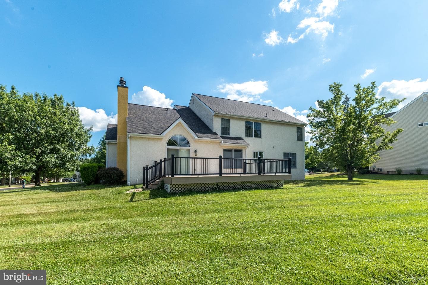 1 Crestwood Court photo 8