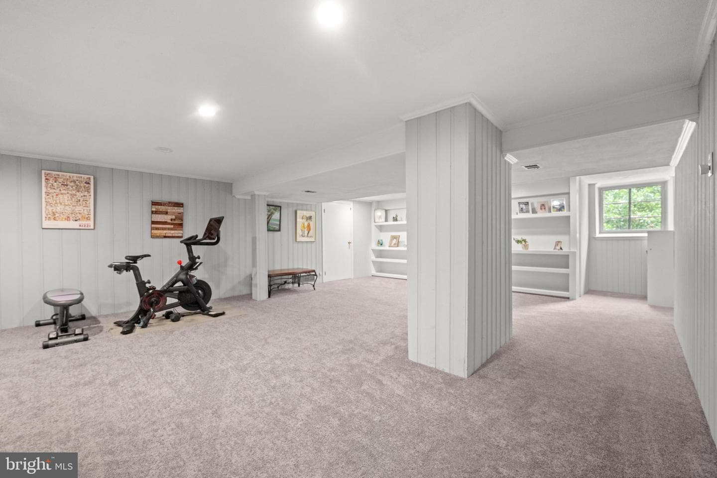 505 Parkview Drive photo 42