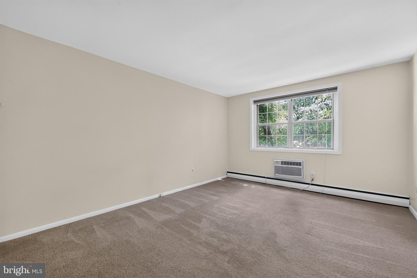383 Lakeside Road #205 photo 12