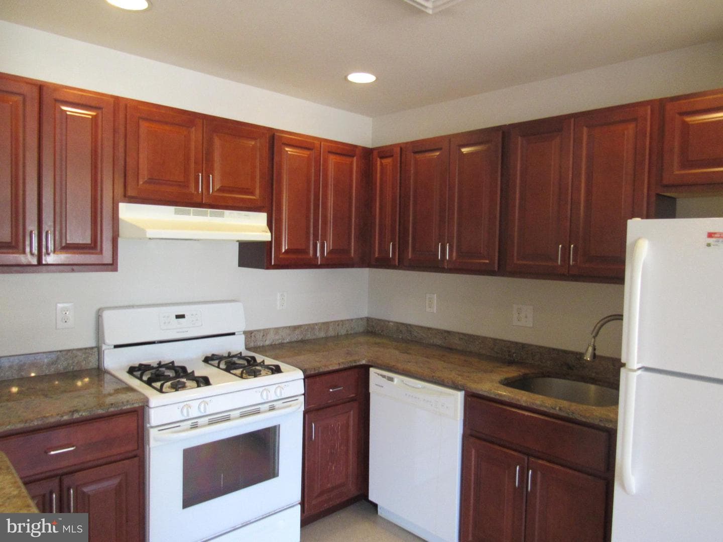 1600 Church Road #b-211 photo 8