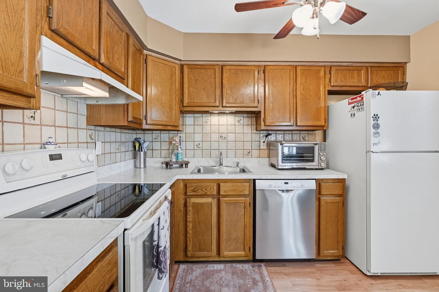 227 Lawndale Avenue photo 15