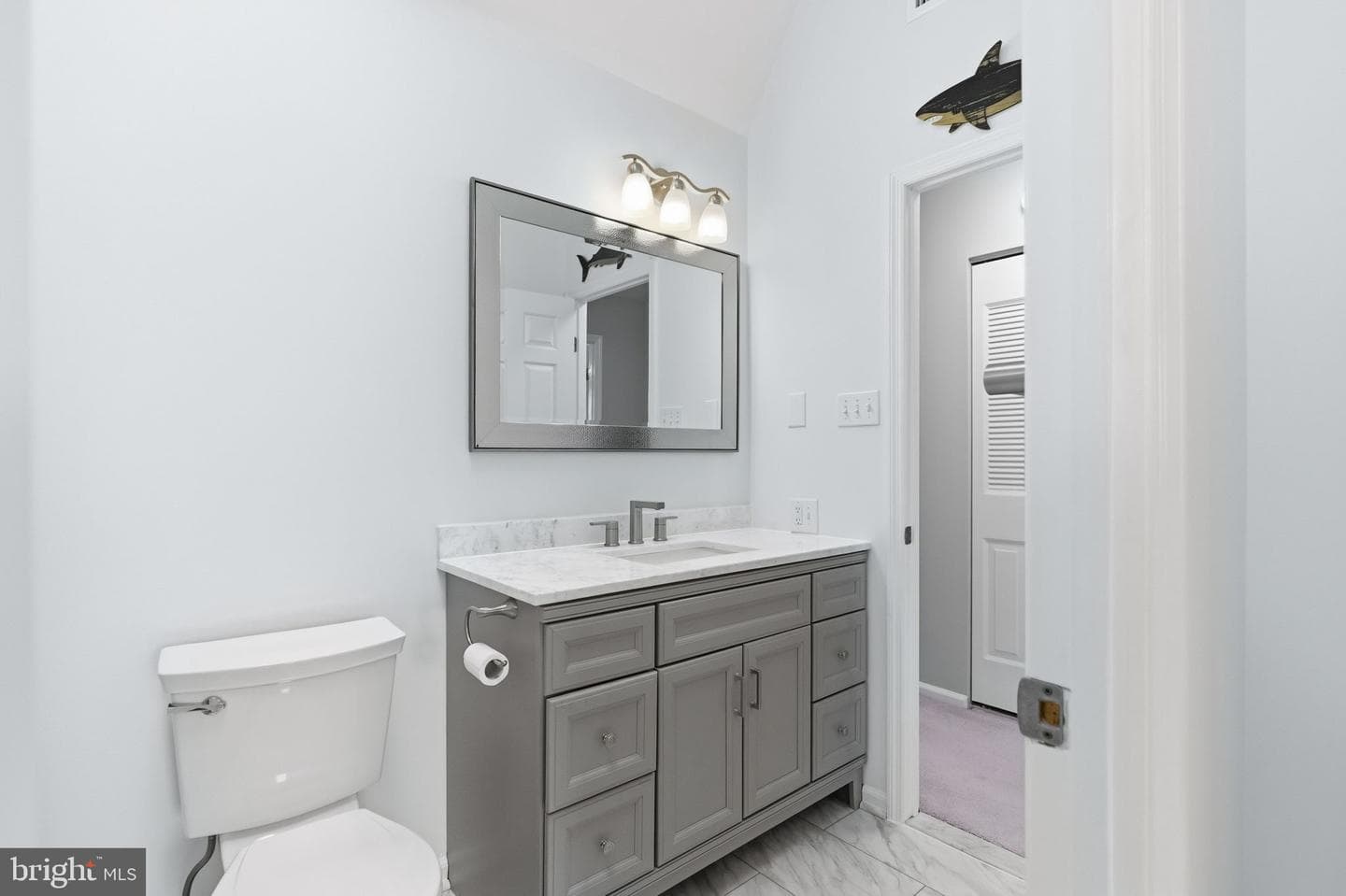 227 Lawndale Avenue photo 26