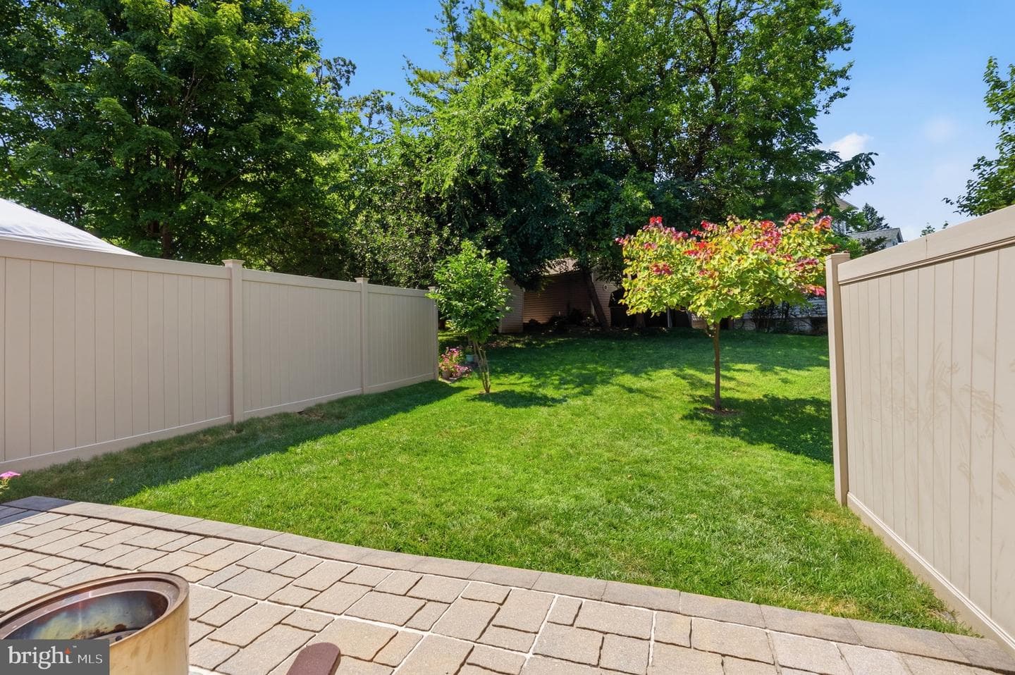 227 Lawndale Avenue photo 39