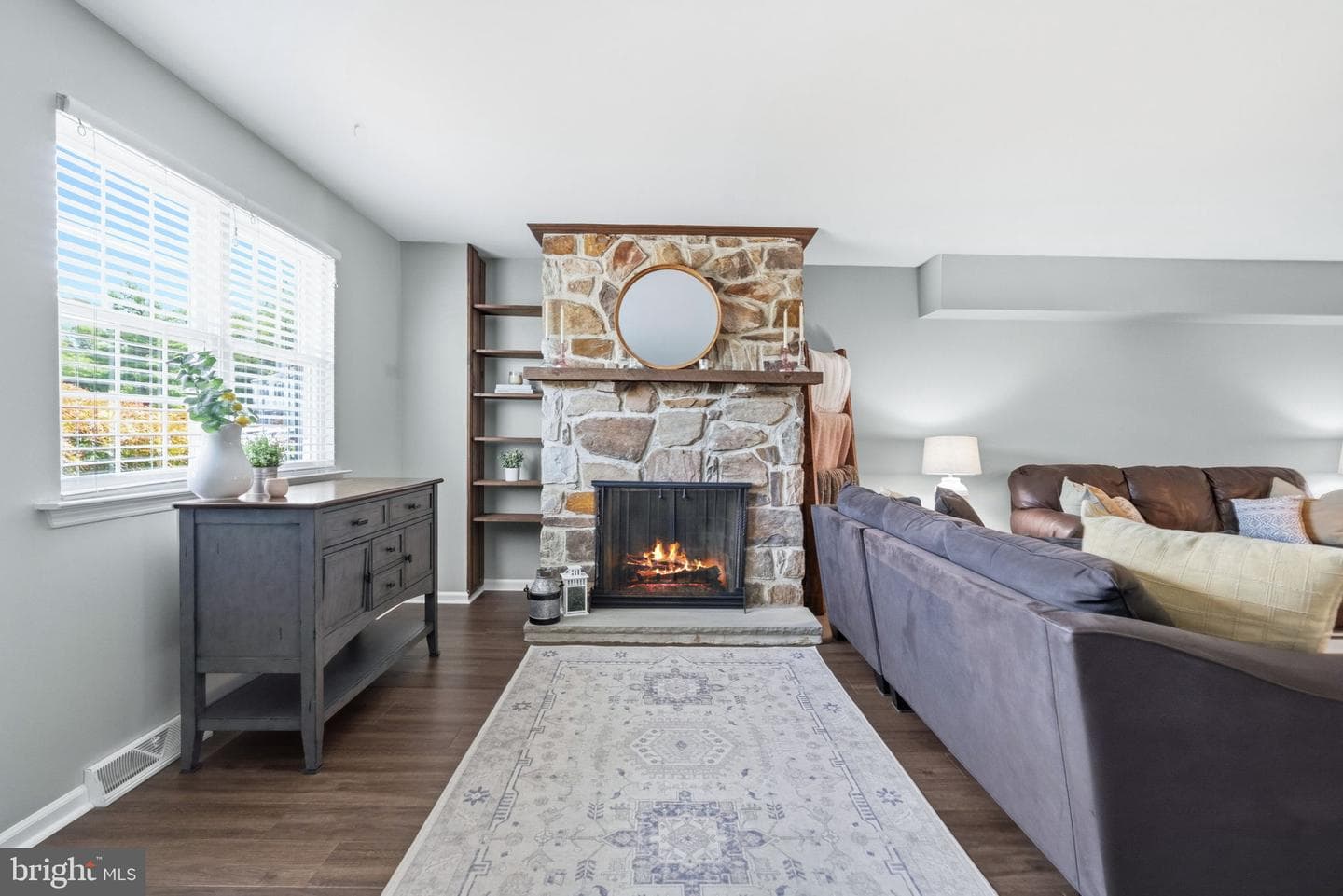 227 Lawndale Avenue photo 8