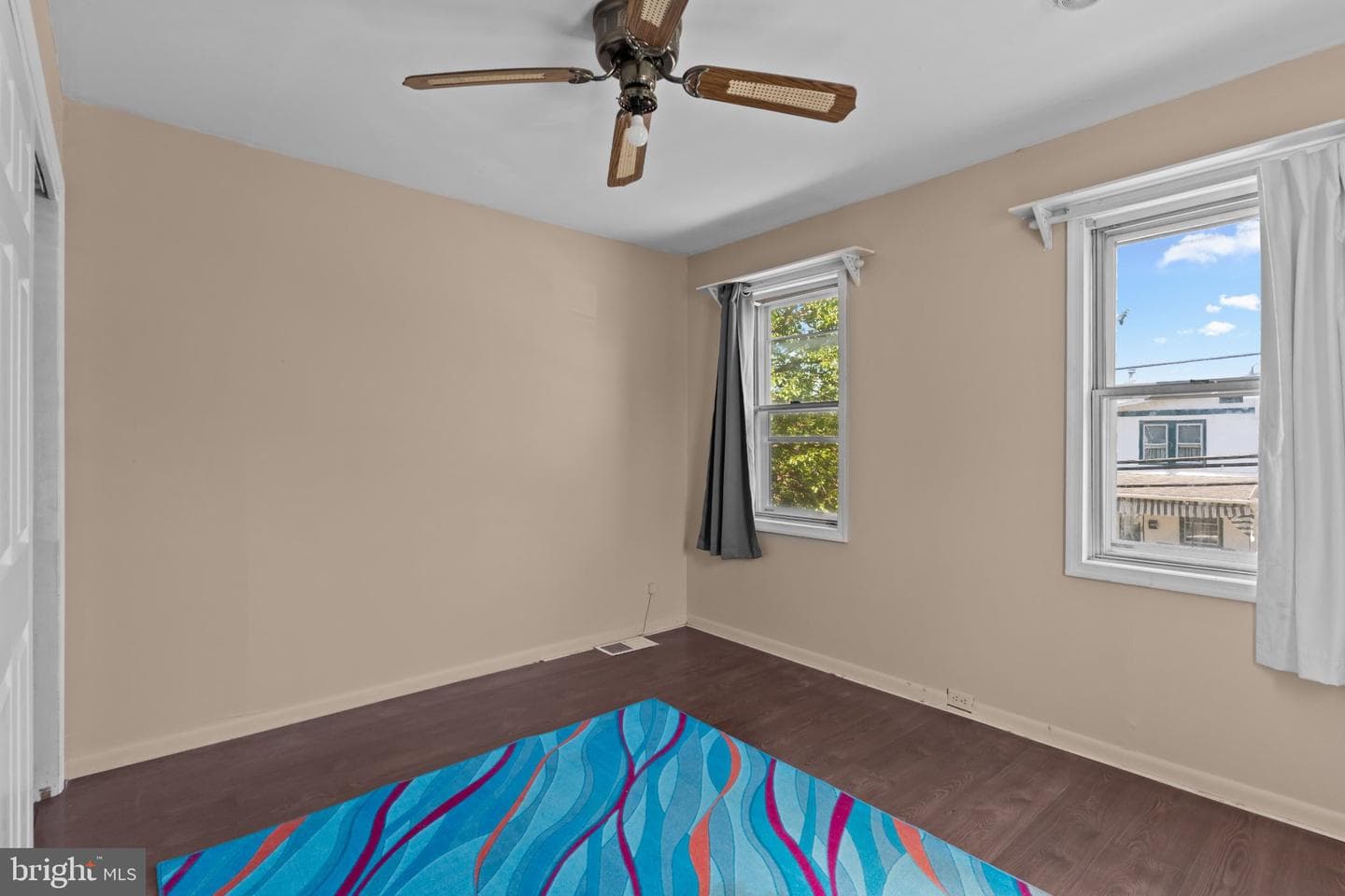 129 Blake Avenue photo 19