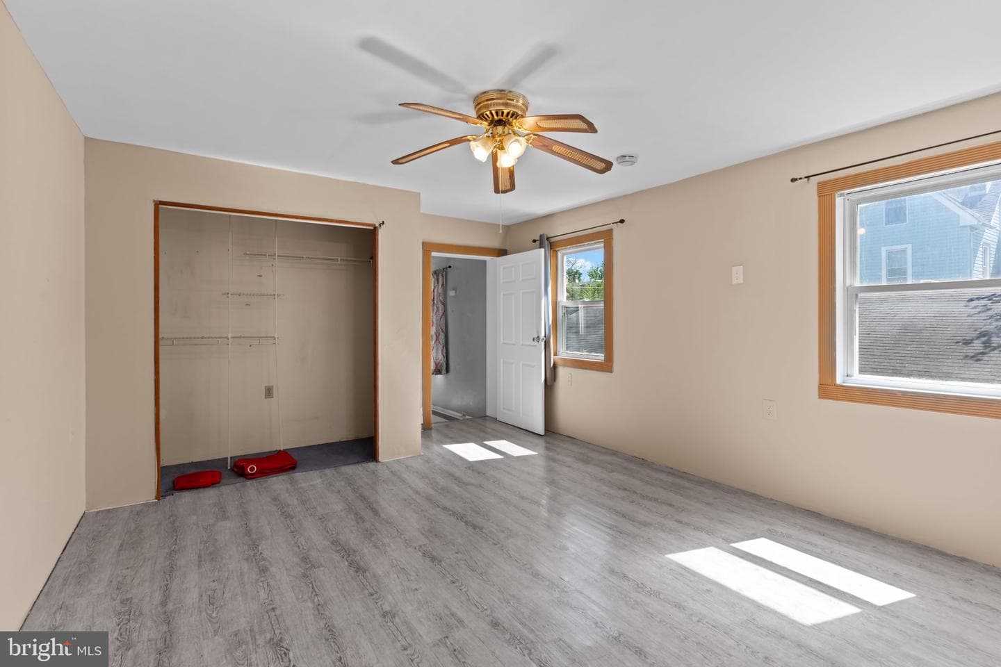 129 Blake Avenue photo 24