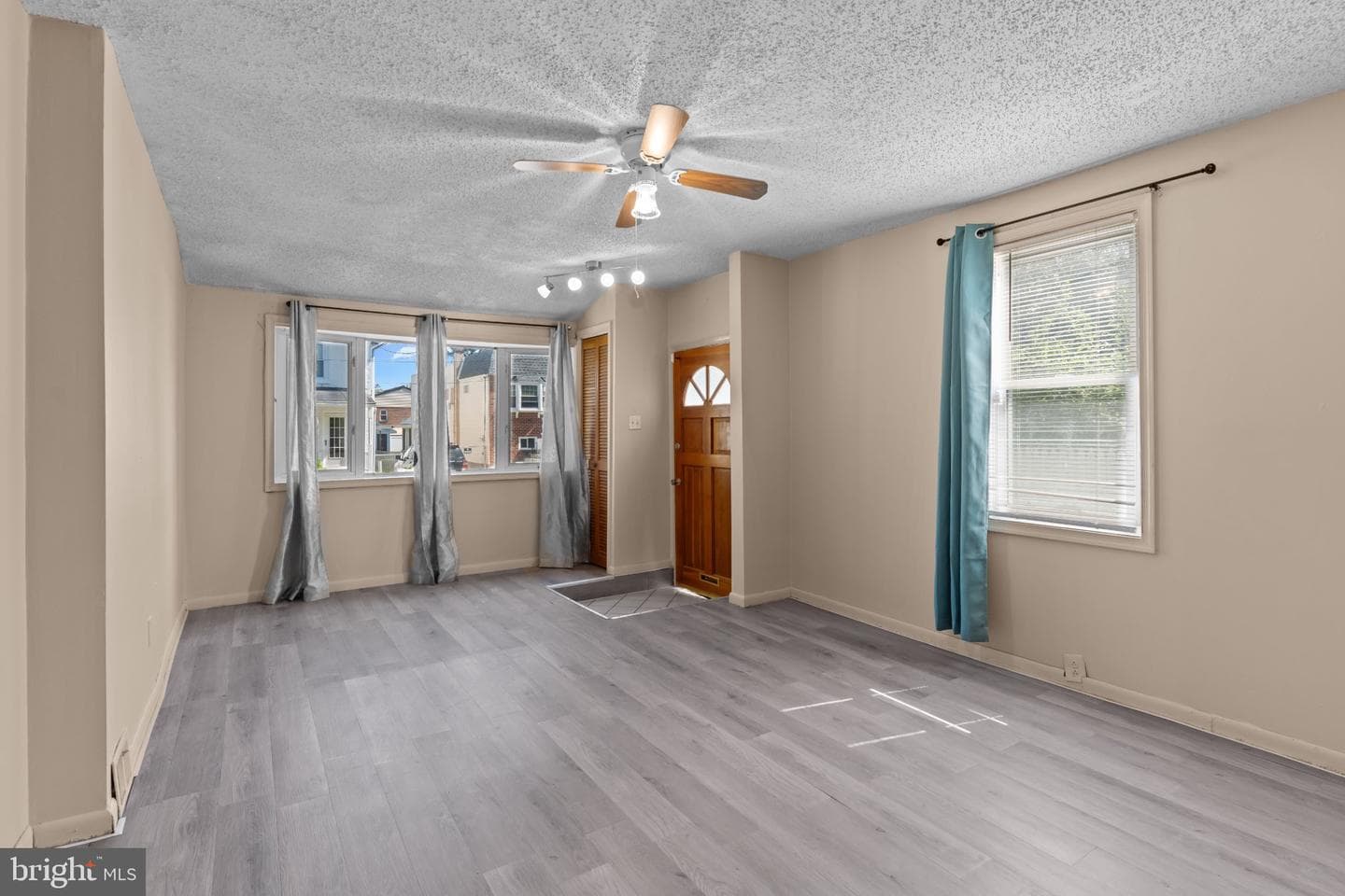 129 Blake Avenue photo 6