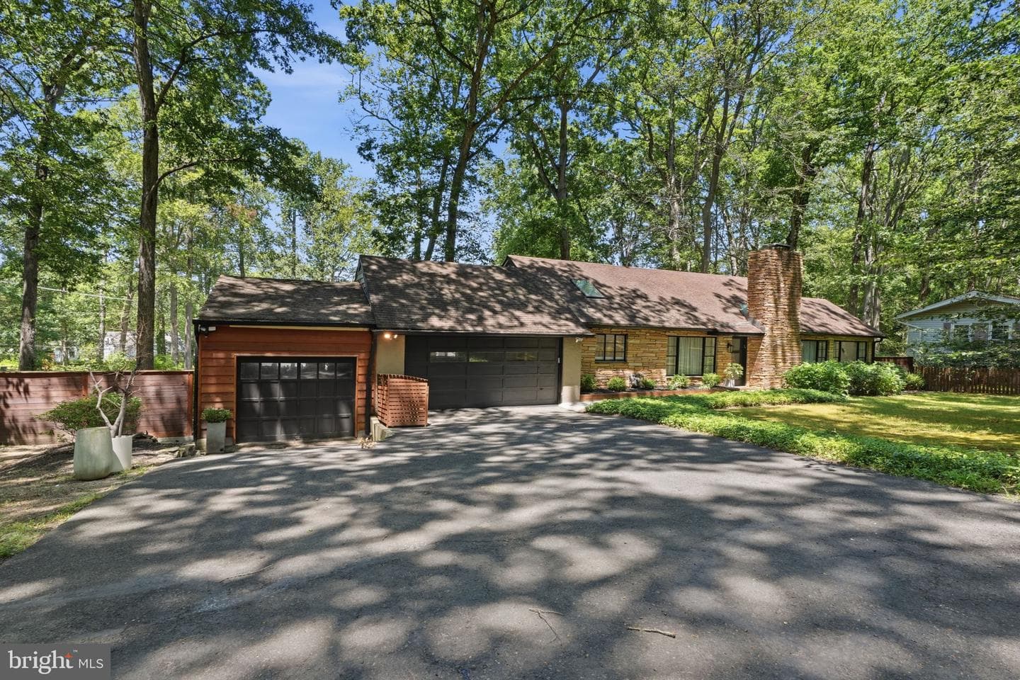 2030 Willow Brook Drive photo 3