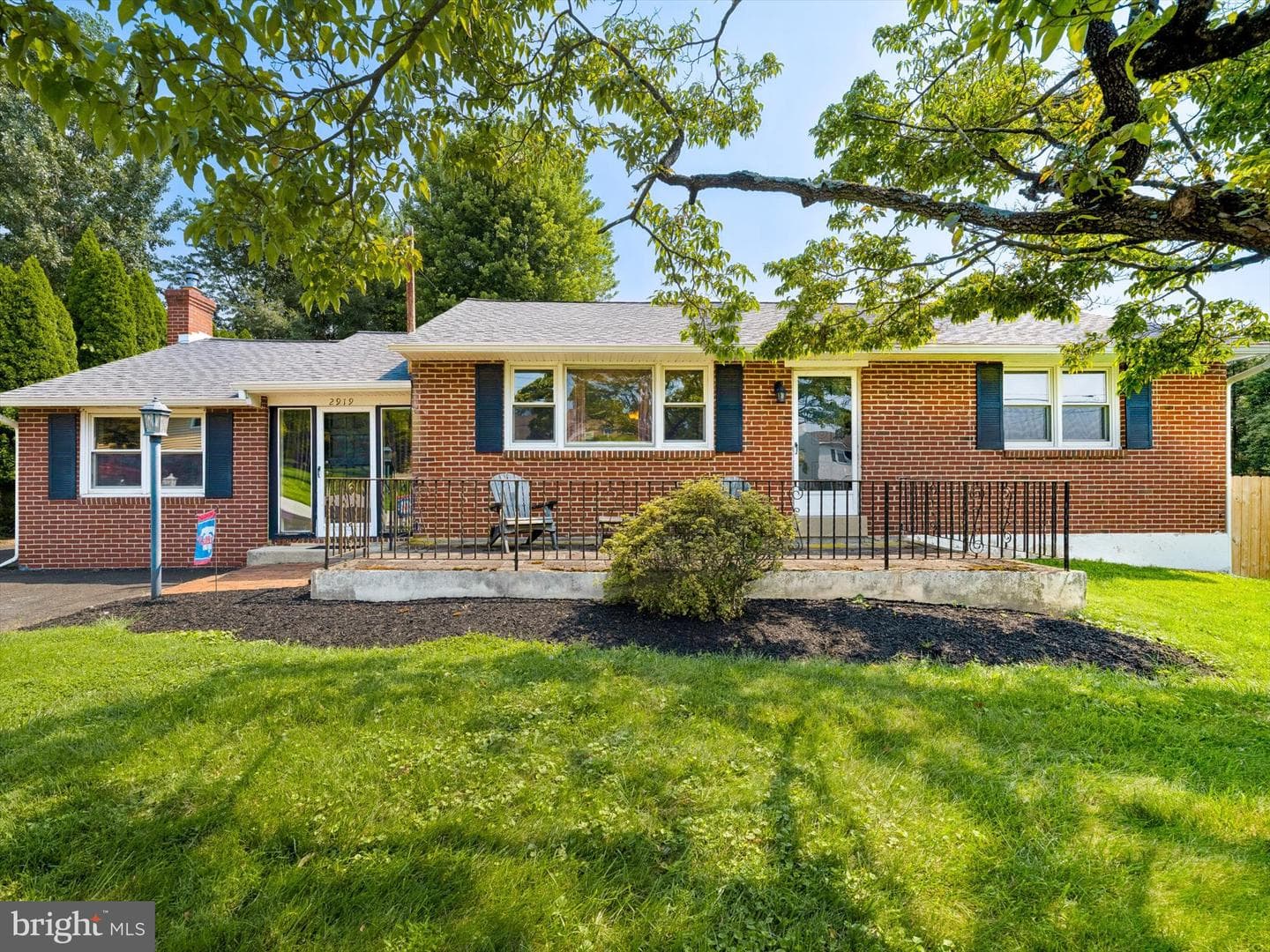 2919 Fourth Street photo 1