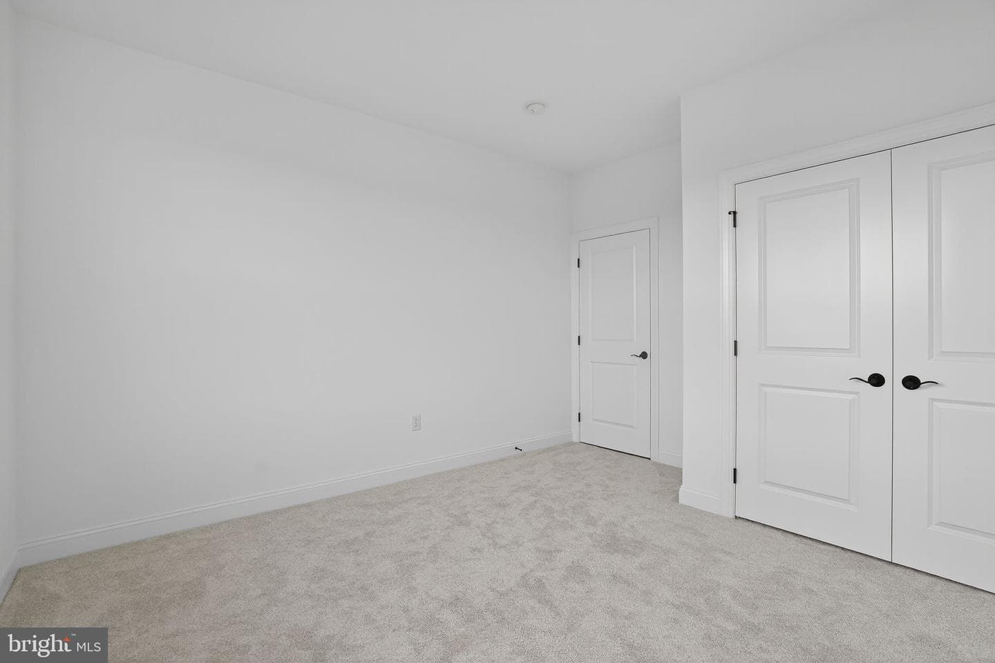 409 Longview Drive photo 32