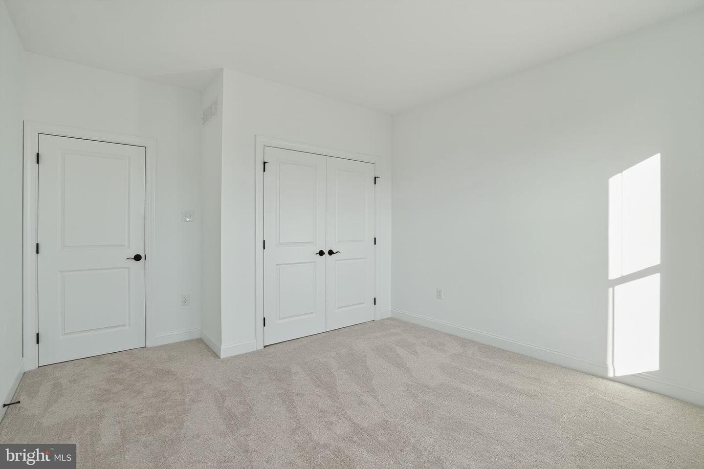409 Longview Drive photo 33