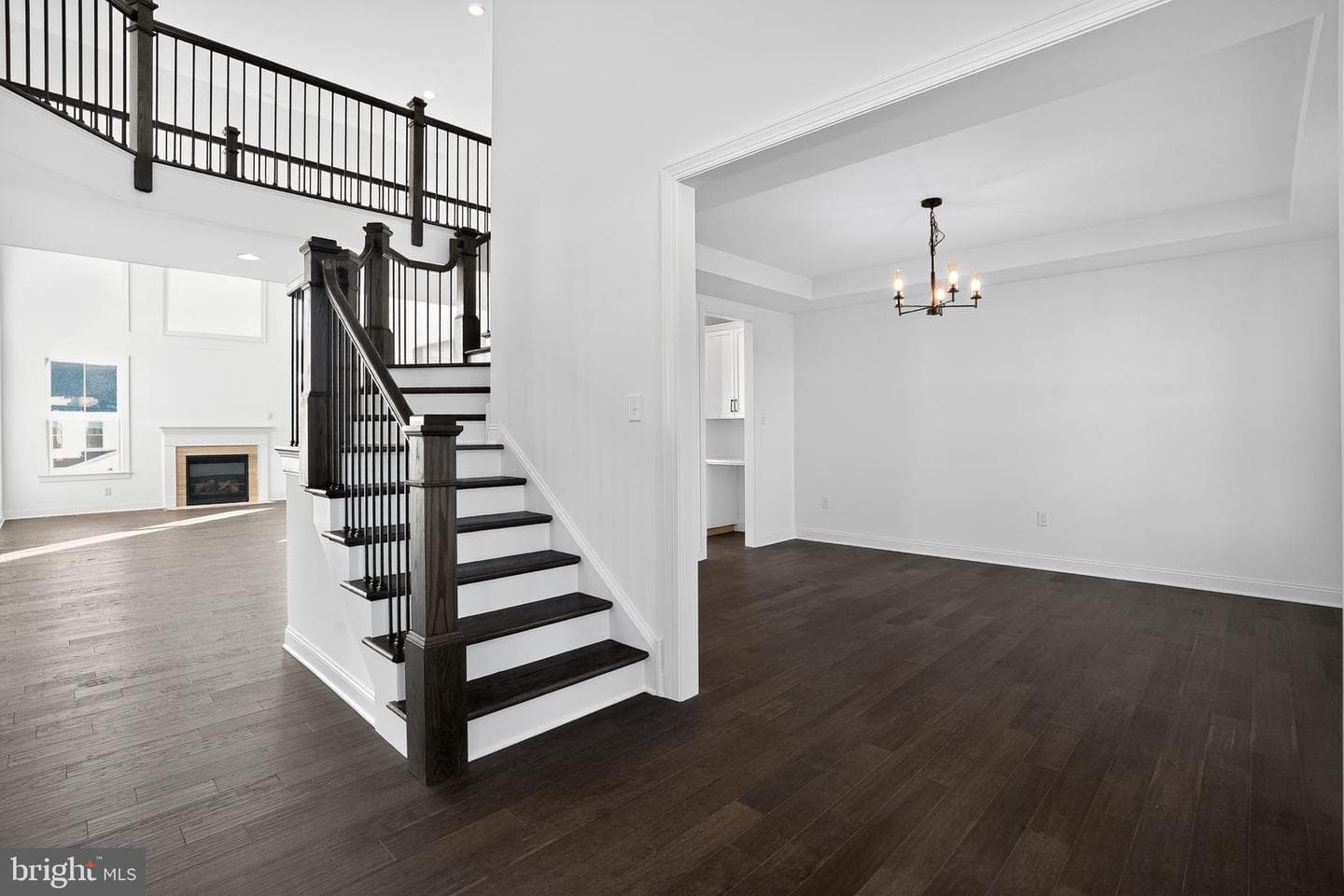 409 Longview Drive photo 5