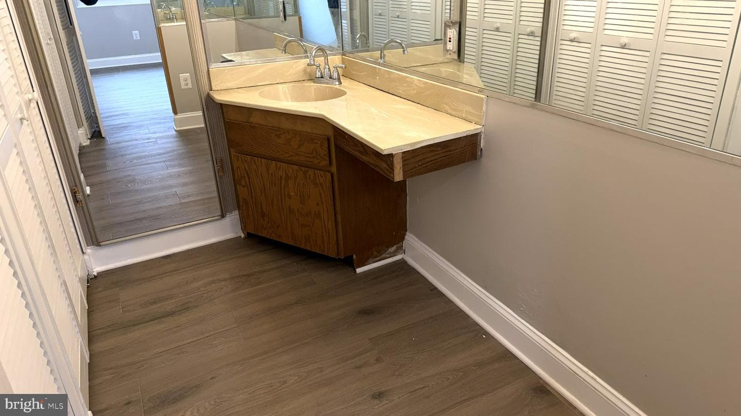 1603 Meadowview Lane #1603 photo 12