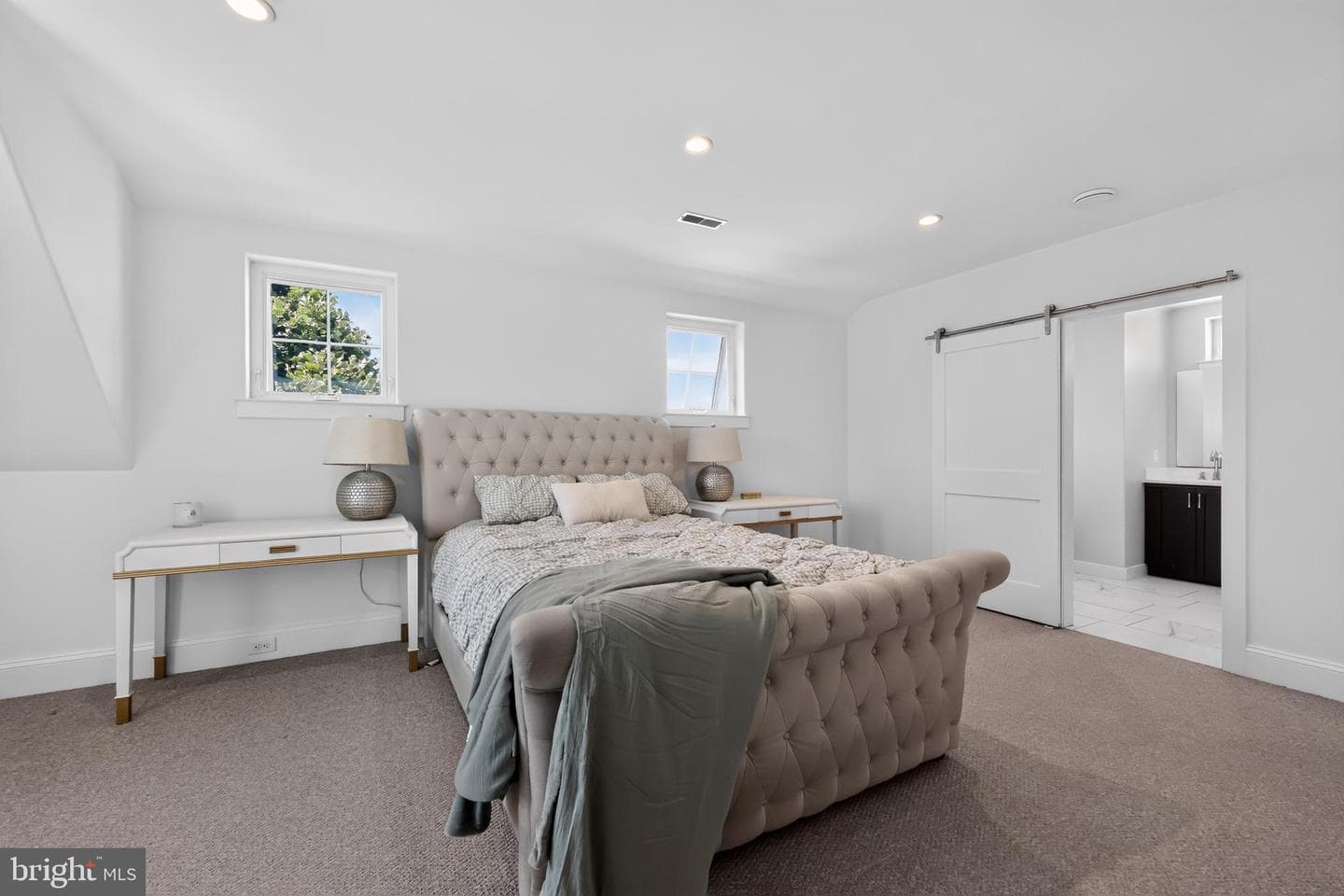 549 Bush Street #a photo 26