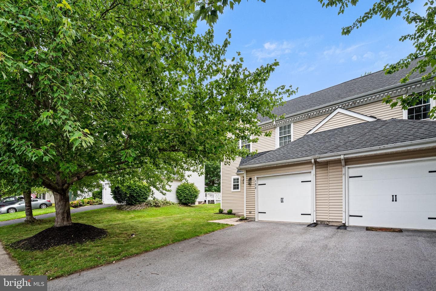 123 Azalea Circle photo 1