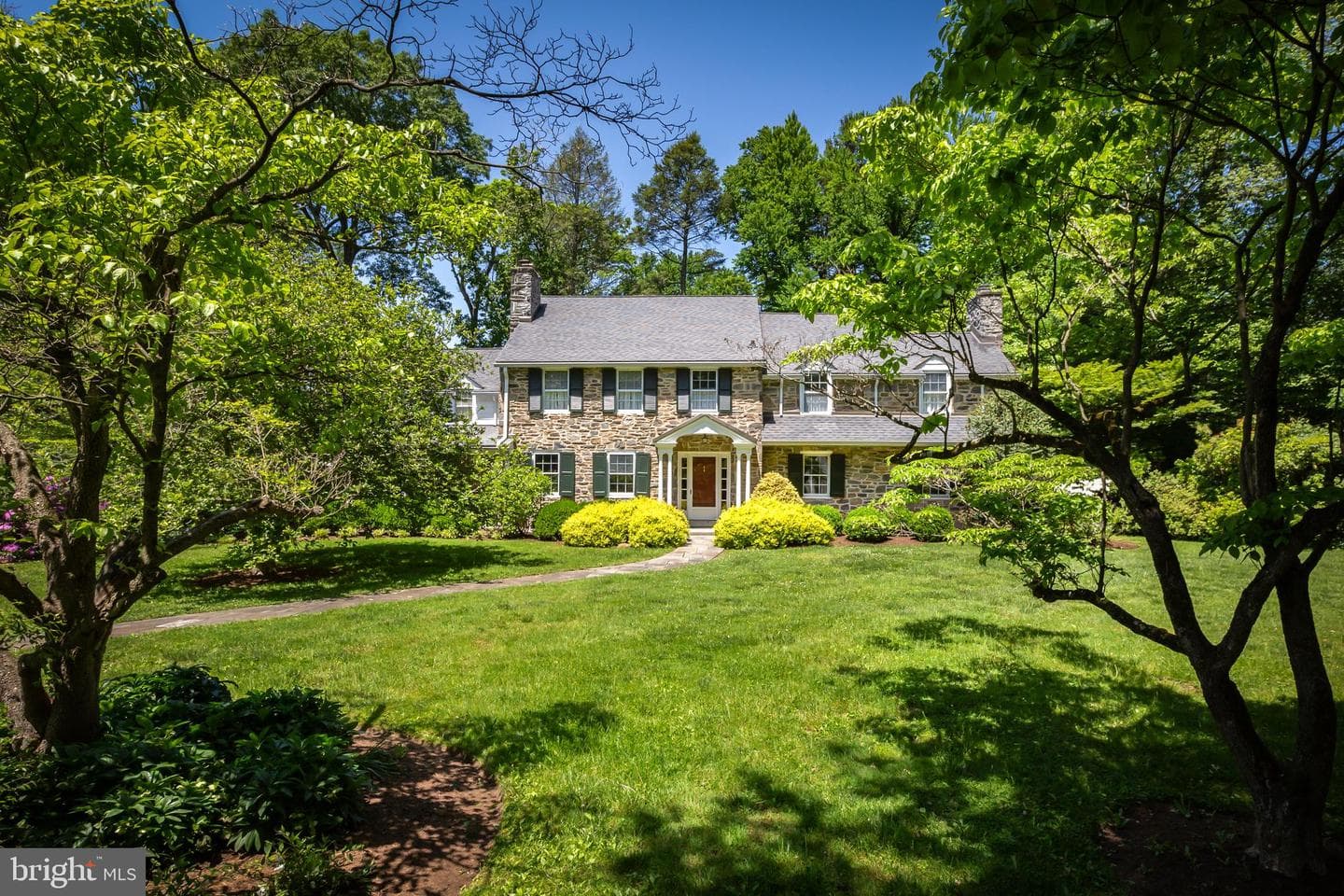 822 Chauncey Road photo 1