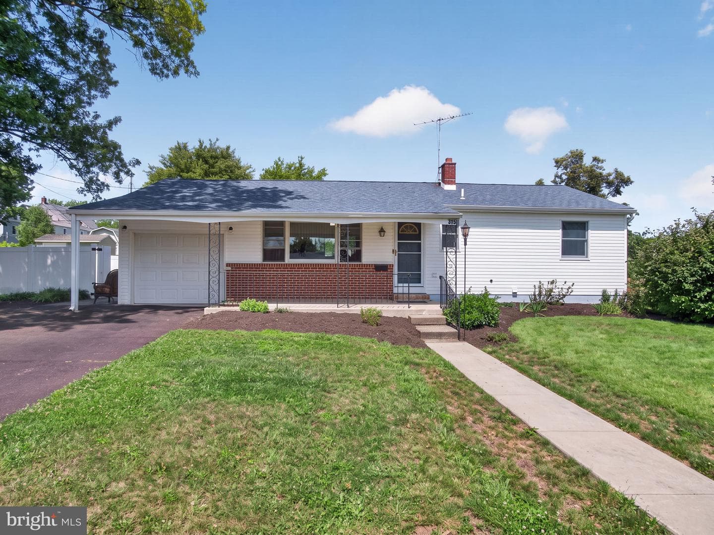 315 Northview Avenue photo 1