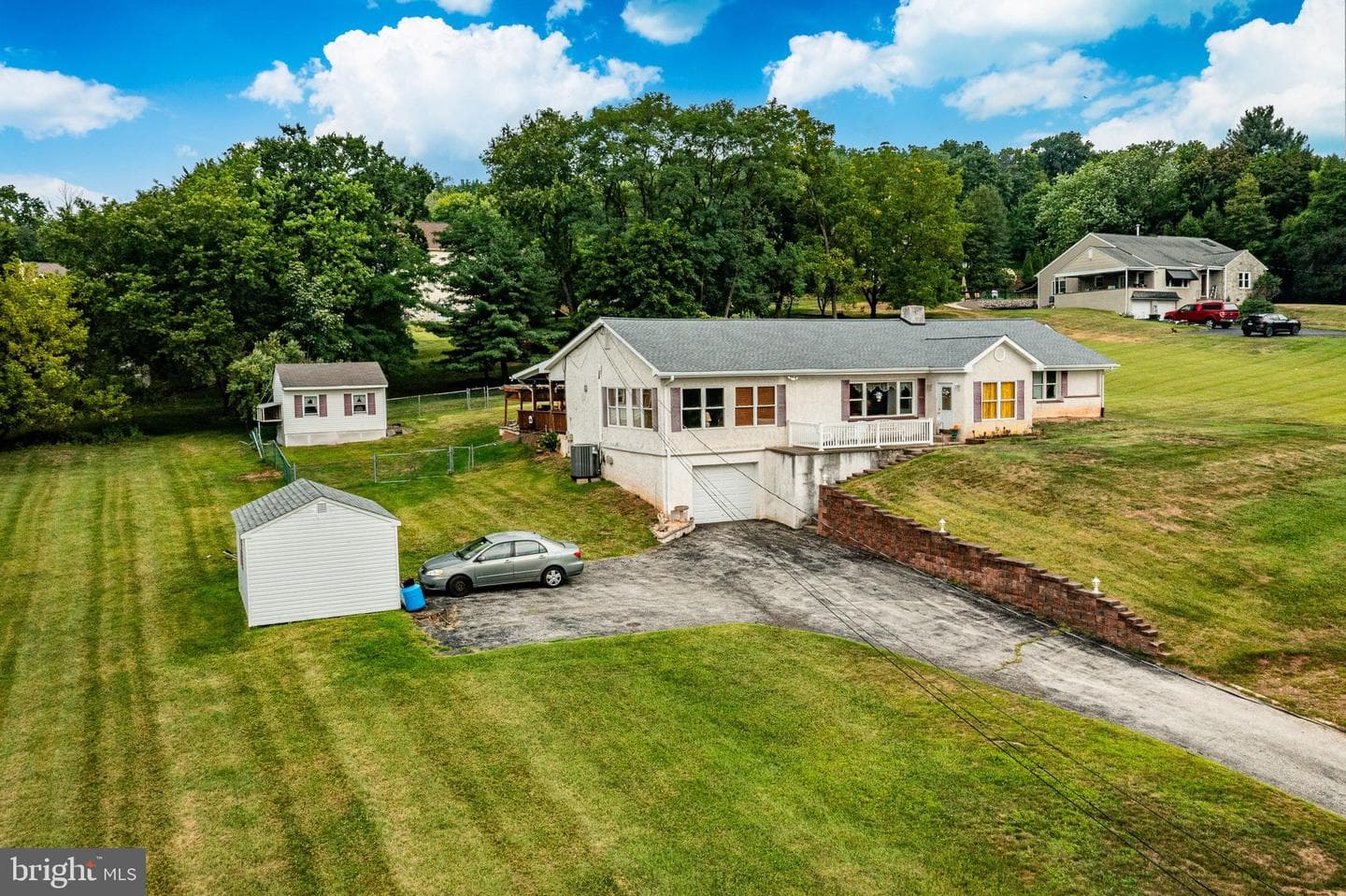 839 Hollow Road photo 1