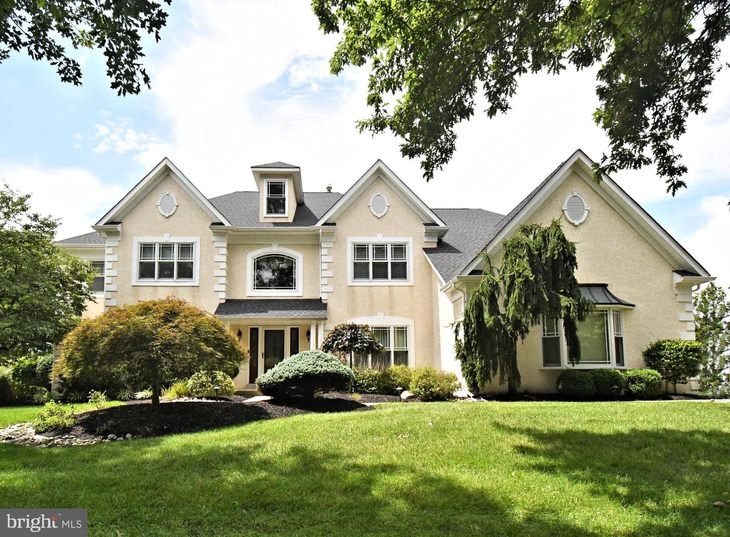 102 Channelhouse Road photo 1