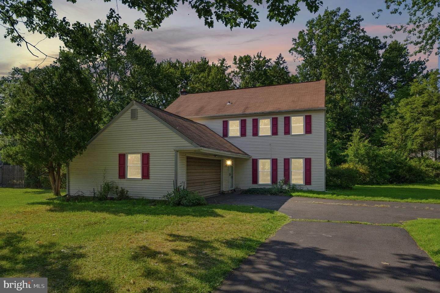 578 Coach Road photo 1