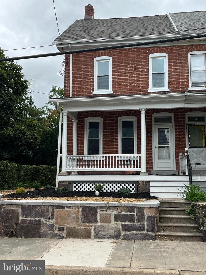 131 Jefferson Street photo 1