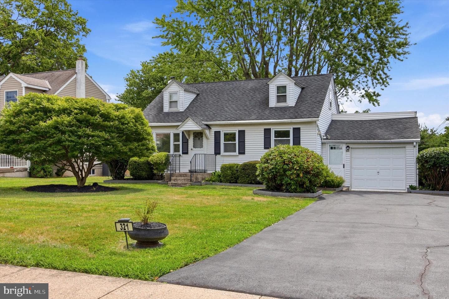 321 Clear Spring Road photo 1