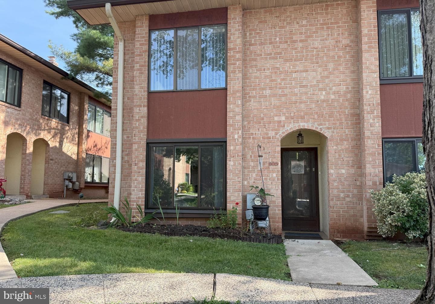 805 Stonybrook #805 photo 1