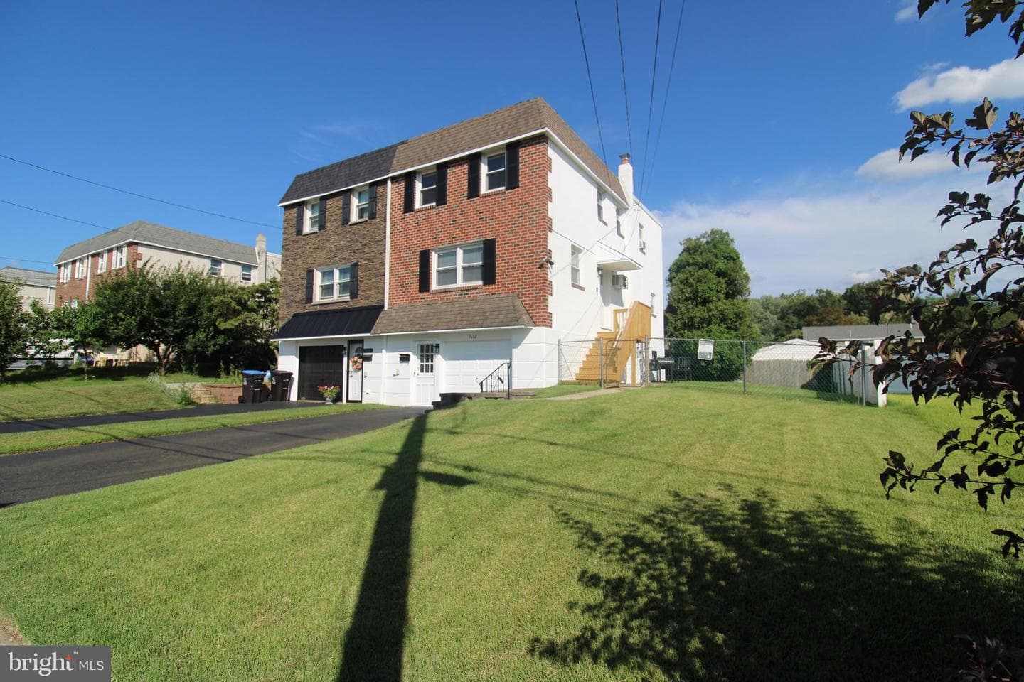 1612 Tremont Avenue photo 1
