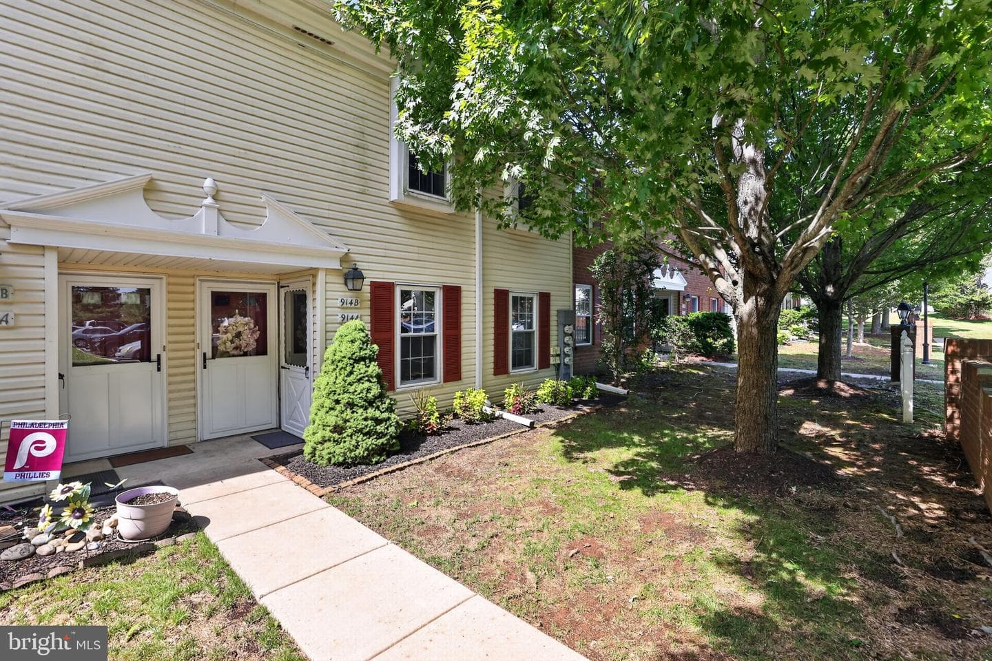 914 Stockton Court #a photo 1