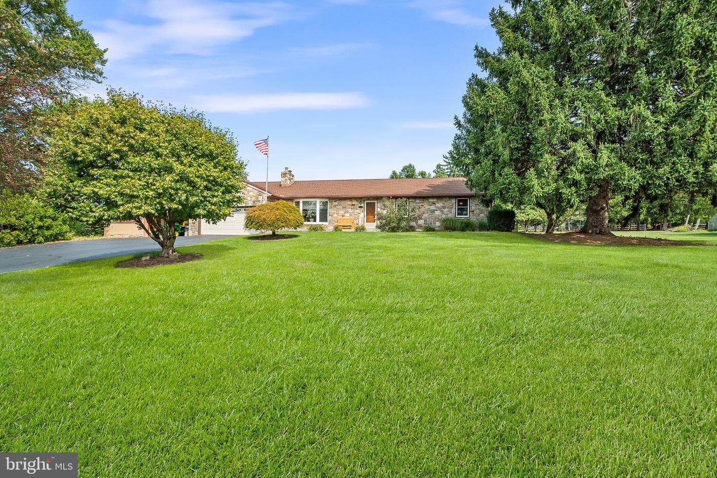 2123 Linsenbigler Rd photo 1
