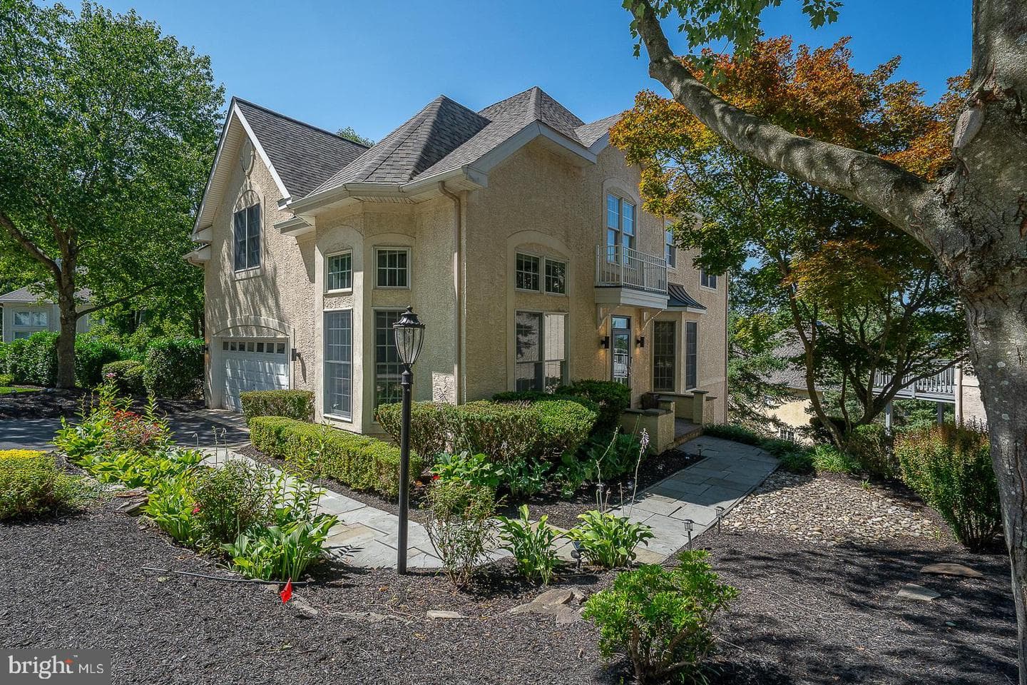 412 Merion Hill Lane photo 1