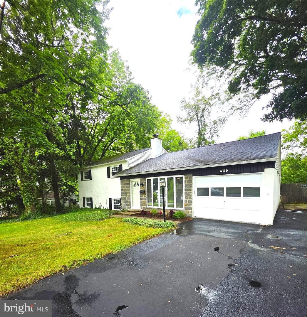 539 N Prince Frederick Street photo 1