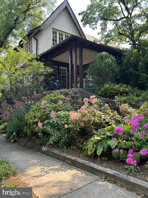 120 Edgehill Road photo 1