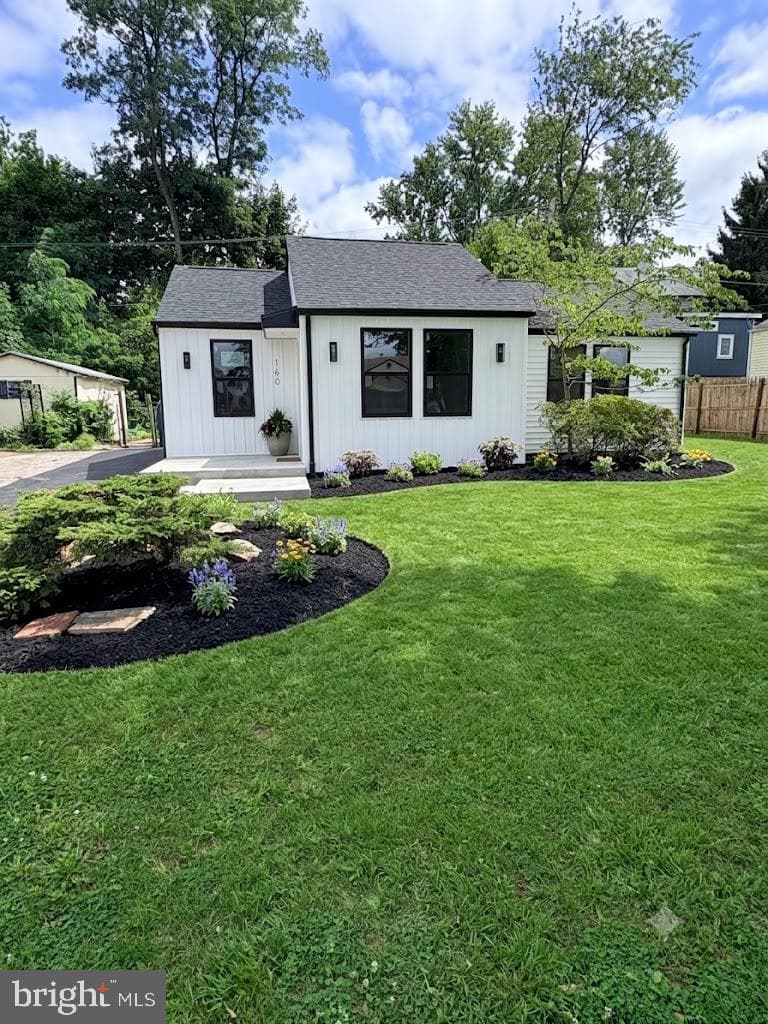 160 Hillview Road photo 1