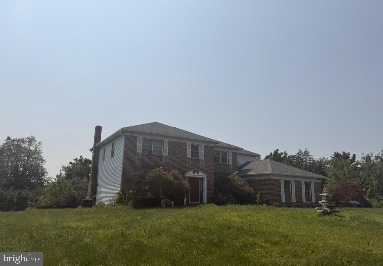 620 Wyndrise Drive photo 1